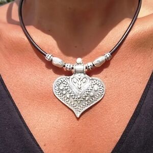 Elegant Silver Heart Pendant Necklace